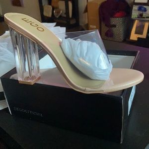 Block clear heel mule